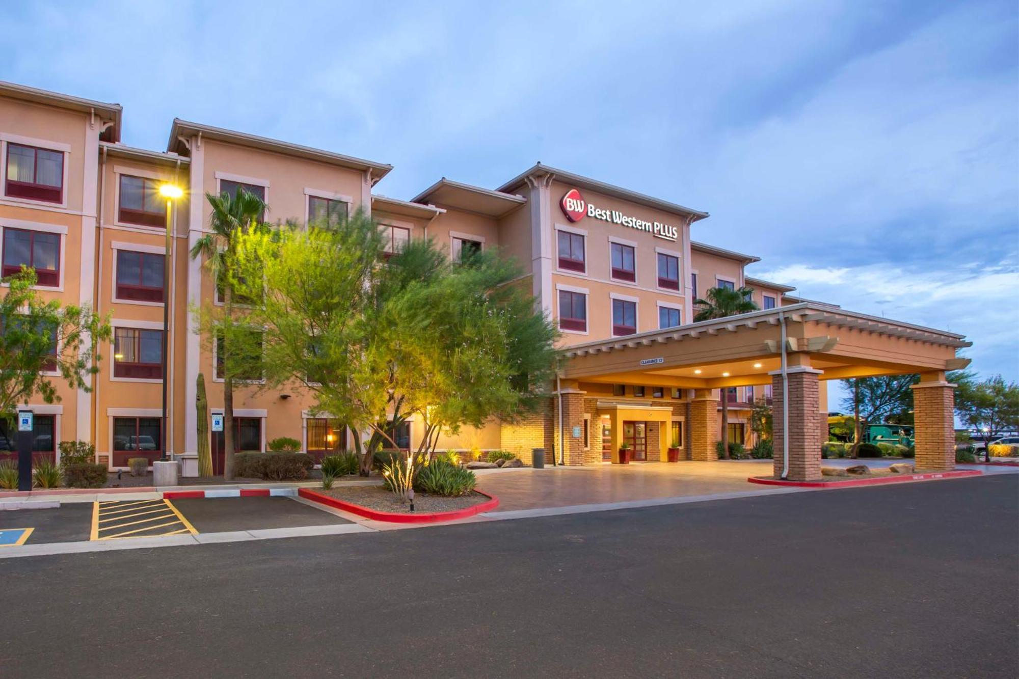 Best Western Plus Chandler Hotel & Suites Exterior foto